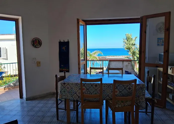 度假居 Casa Sul Mare Vicino Diamante 贝尔韦代雷