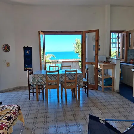 Casa Sul Mare Vicino Diamante